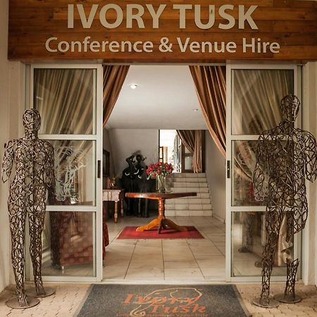 Ivory Tusk Lodge Tzaneen Extérieur photo