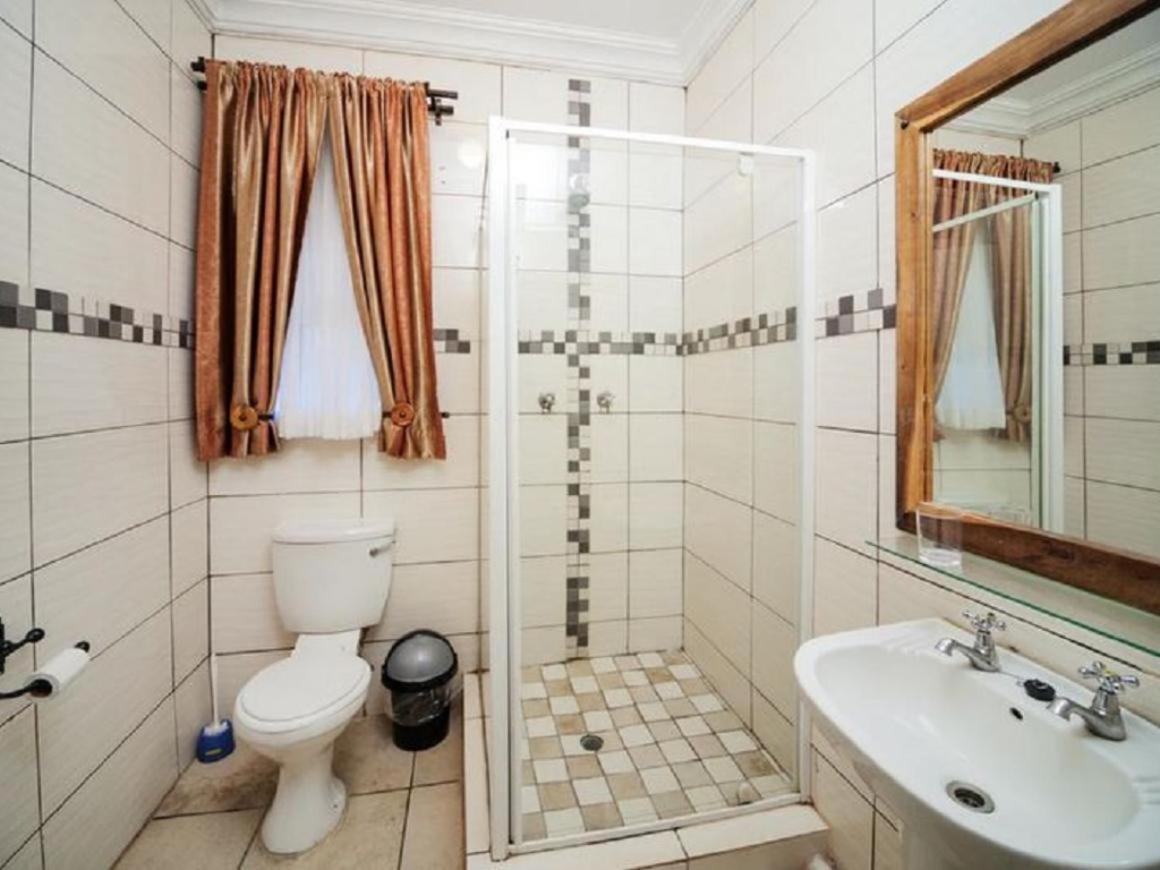 Ivory Tusk Lodge Tzaneen Extérieur photo