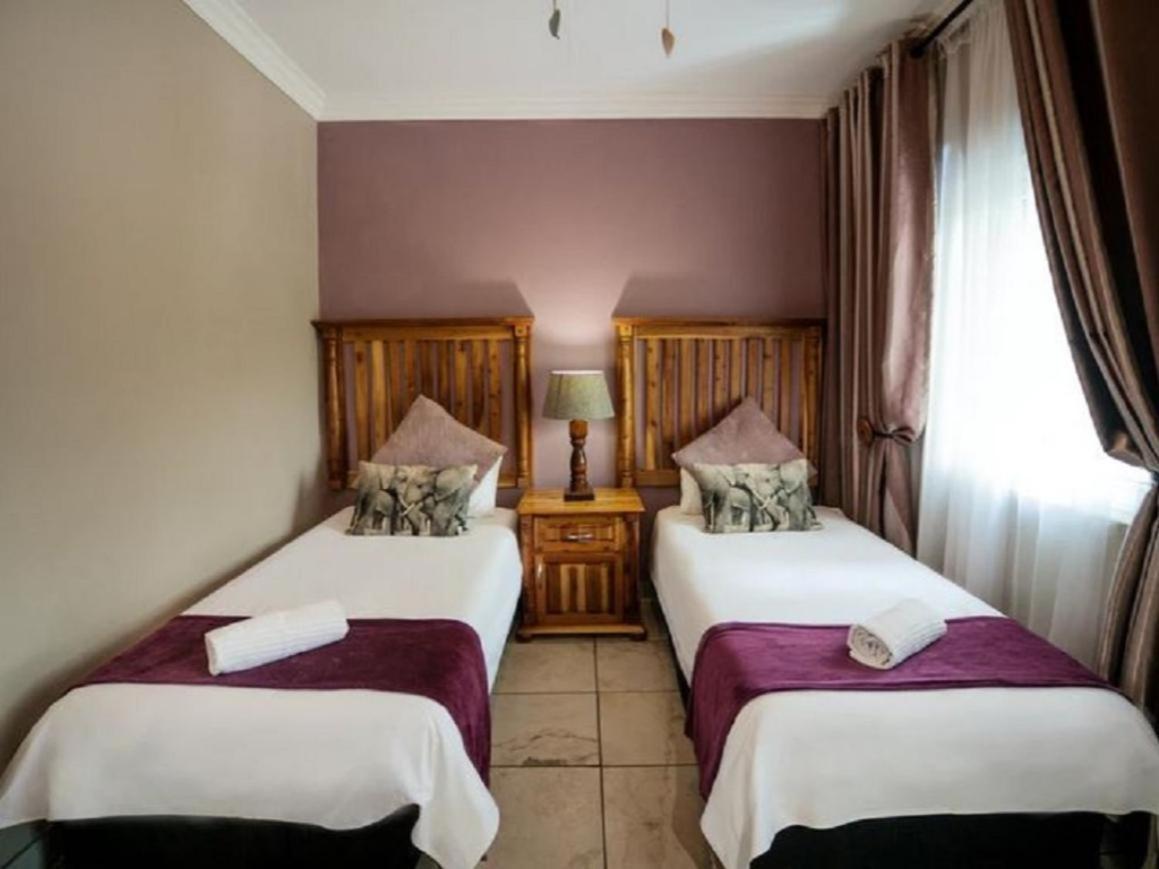 Ivory Tusk Lodge Tzaneen Extérieur photo