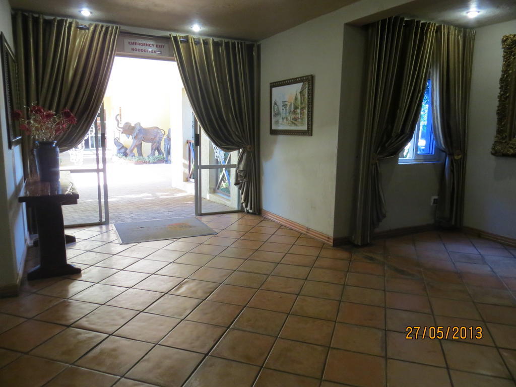 Ivory Tusk Lodge Tzaneen Extérieur photo