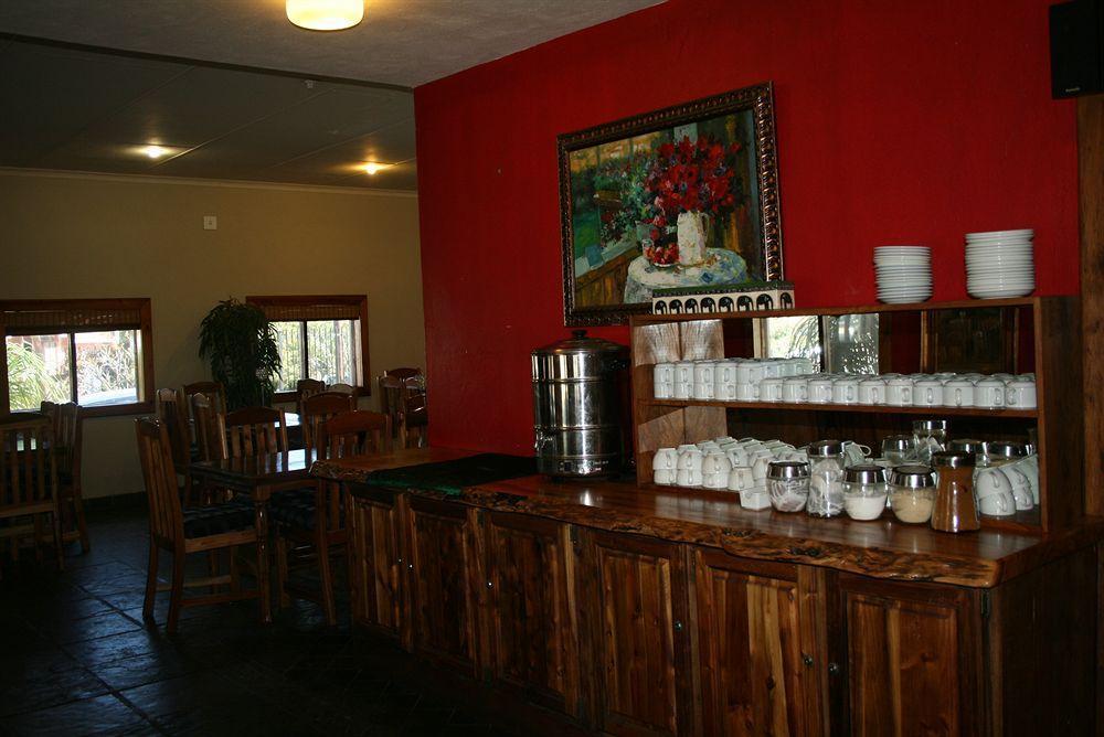 Ivory Tusk Lodge Tzaneen Extérieur photo