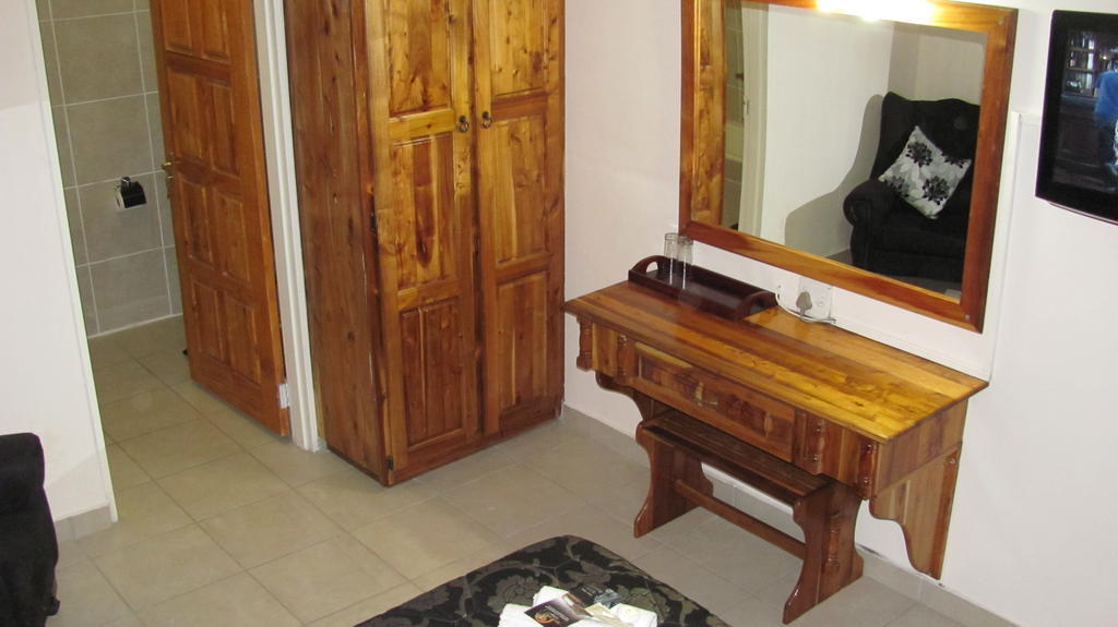 Ivory Tusk Lodge Tzaneen Chambre photo